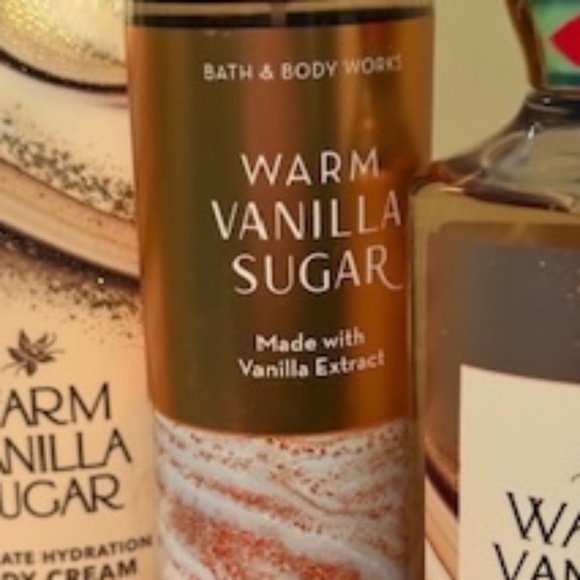 Bath & Body Works Warm Vanilla Sugar Bundle *NEW* - Picture 3 of 7